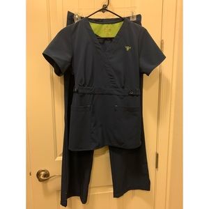 Med Couture Navy Blue scrubs size small